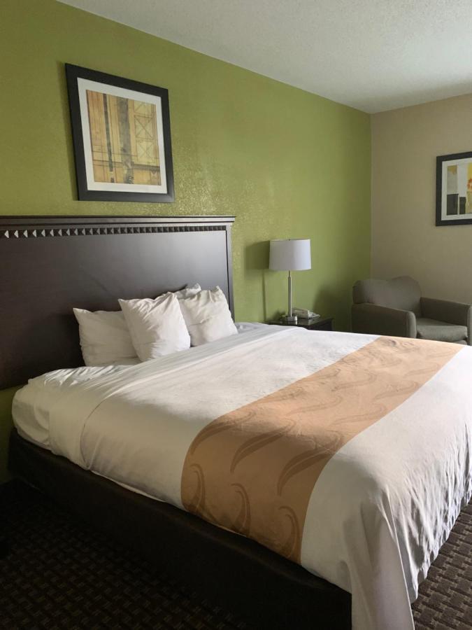 Quality Inn & Suites Quantico Stafford Eksteriør billede