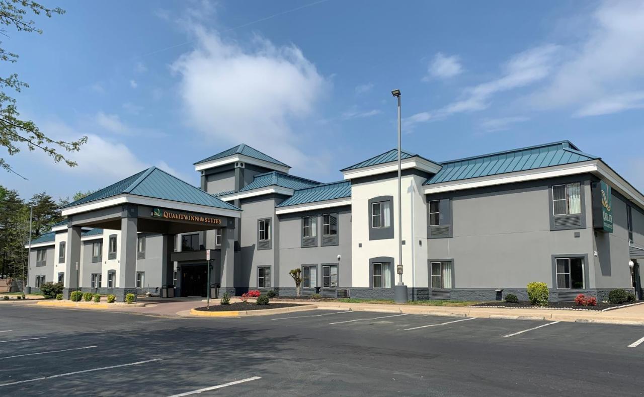 Quality Inn & Suites Quantico Stafford Eksteriør billede