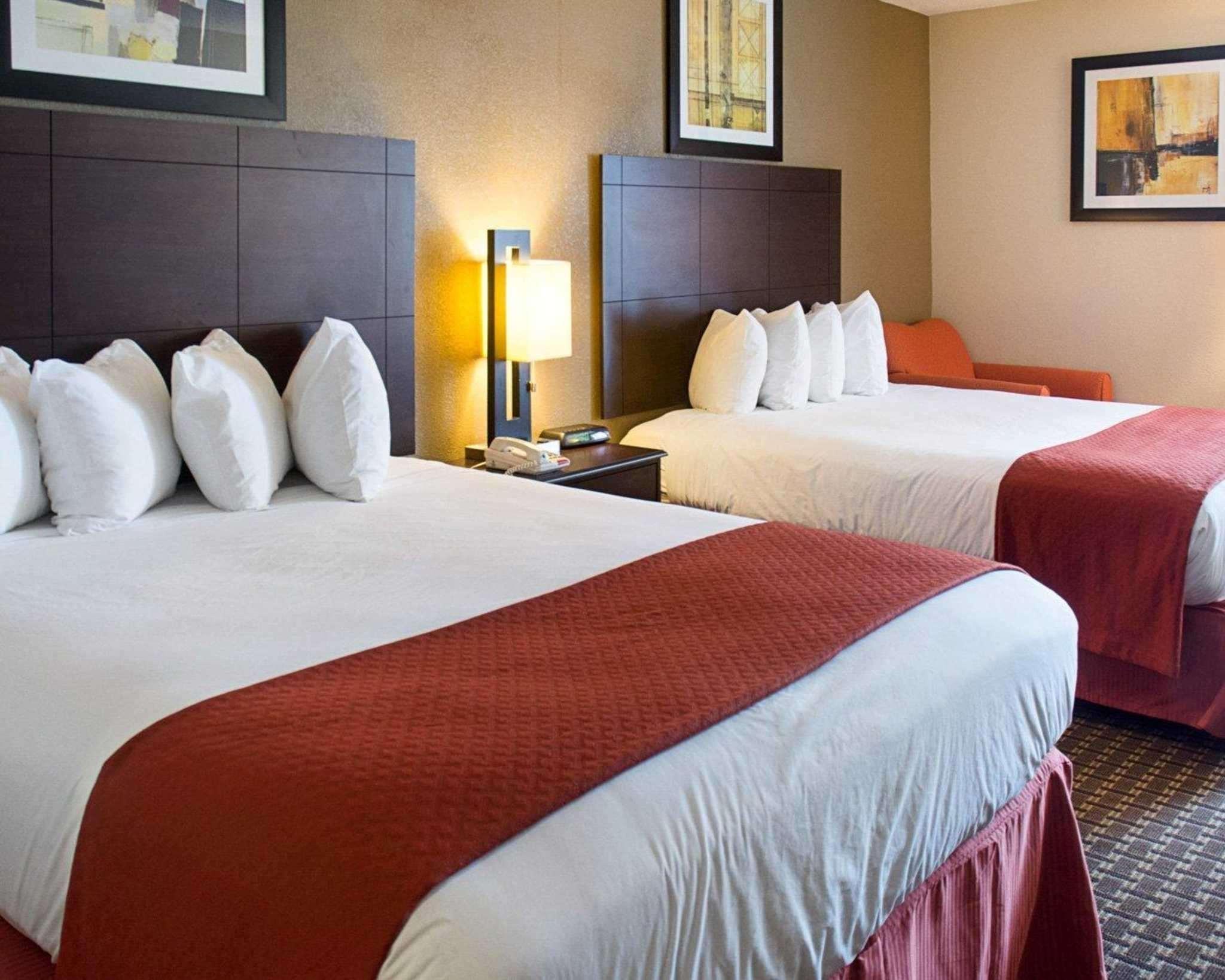 Quality Inn & Suites Quantico Stafford Eksteriør billede