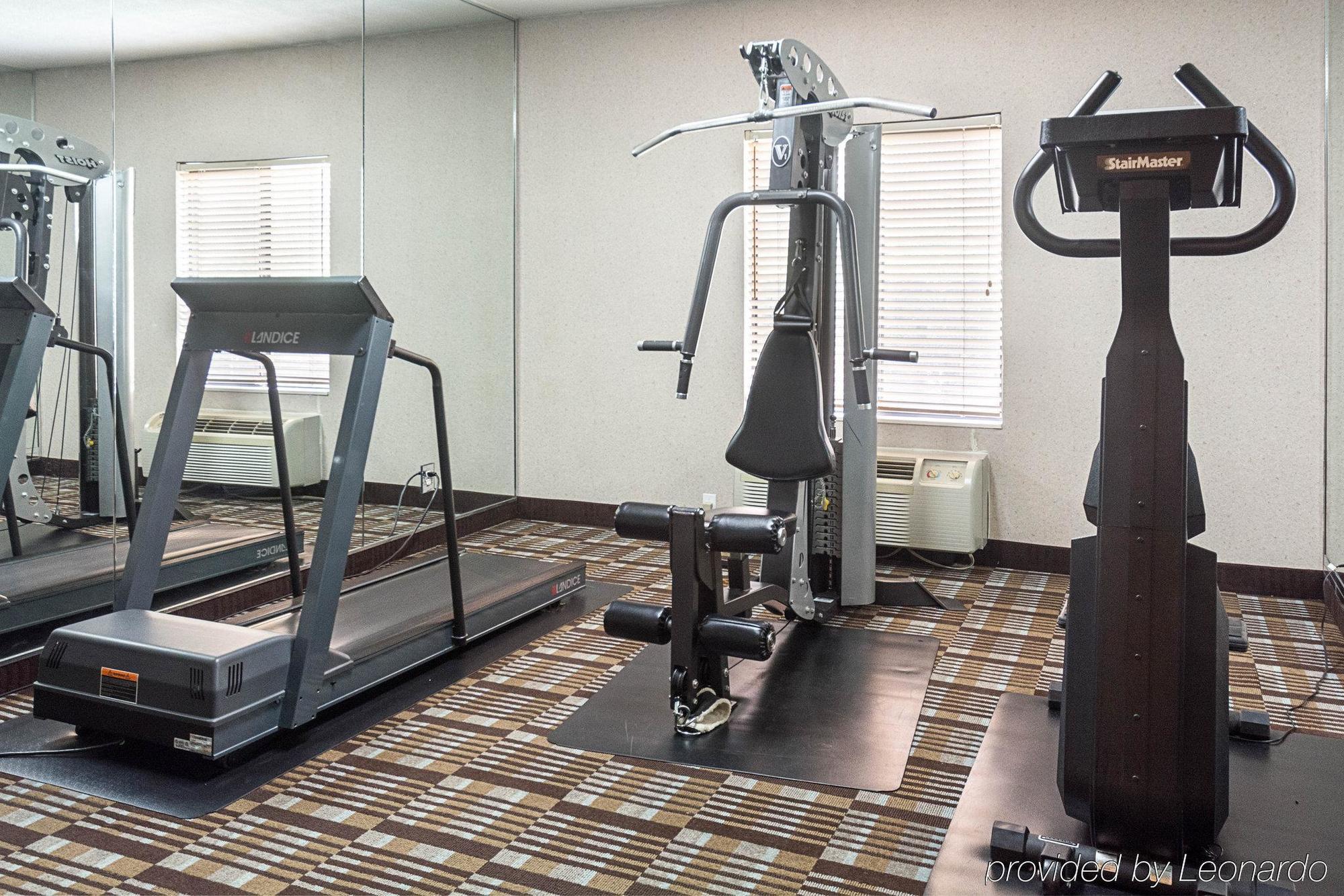 Quality Inn & Suites Quantico Stafford Eksteriør billede